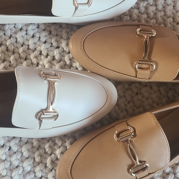 🚨FEW PAIRS LEFT// Stone loafer Flat - Picture 4 of 7